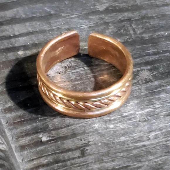 Ethnic Tribal India Brass and Copper Adjustable Handcrafted Artisan Metal Ring - Picture 10 of 12